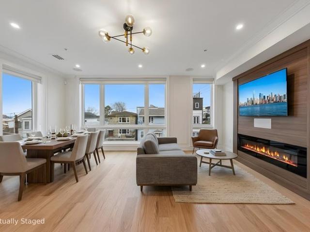 Condo for sale in Hudson, New Jersey