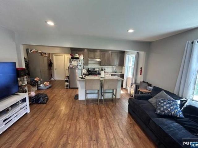 House for sale in Leonia, New Jersey