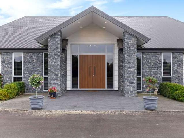 Property for sale in Bunnythorpe