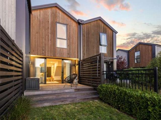 Townhouse for sale in Saint Albans, Fendalton-Waimari-Harewood Community