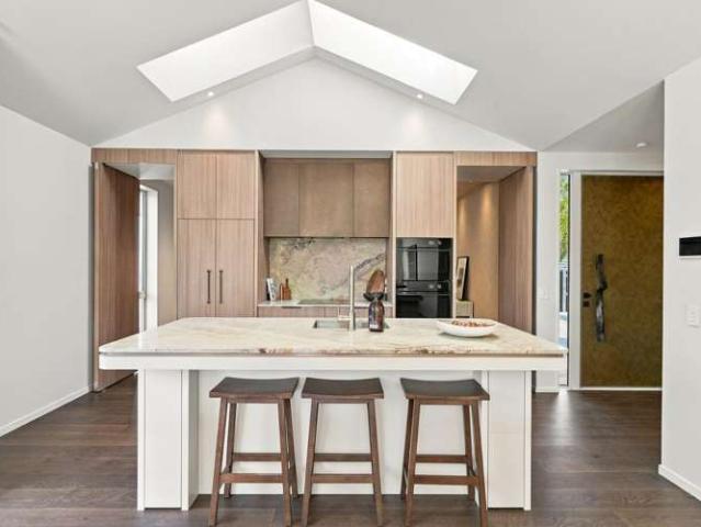 Townhouse for sale in Saint Albans, Fendalton-Waimari-Harewood Community
