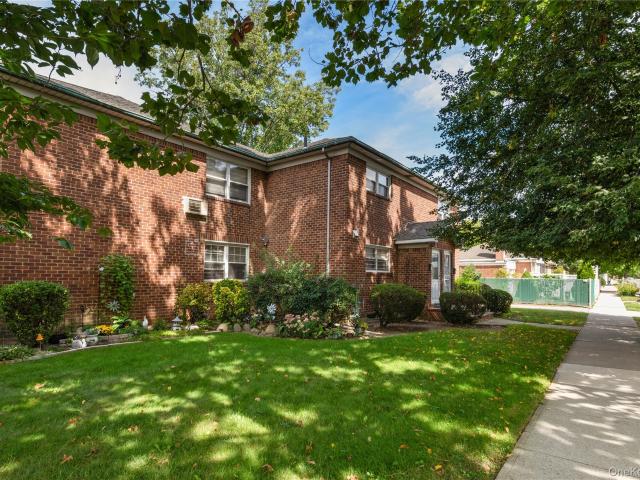 Condo for sale in Queens County, New York