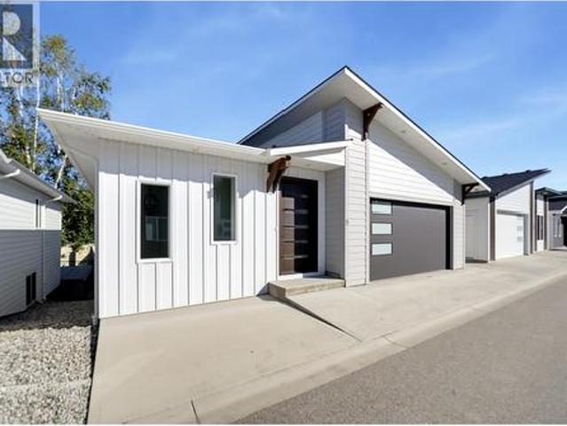 House for sale in Salmon Arm, British Columbia