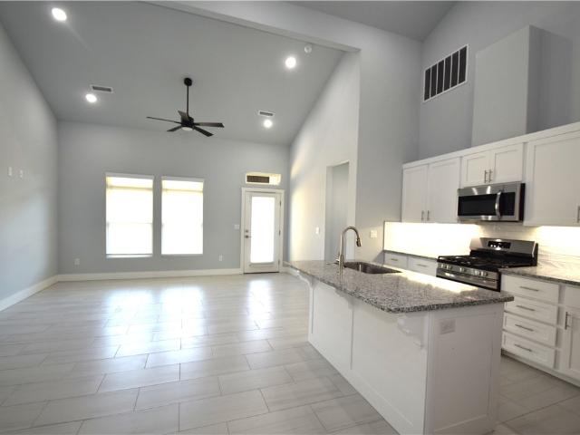 Property for rent in Ark
