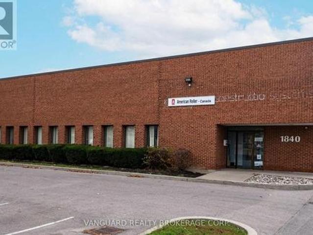 Commercial for rent in Mississauga, Ontario