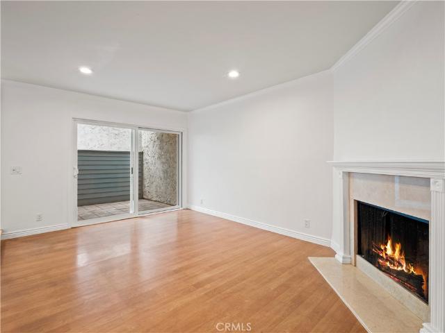 Townhouse for sale in Tarzana Neighborhood Council District, Canoga Park