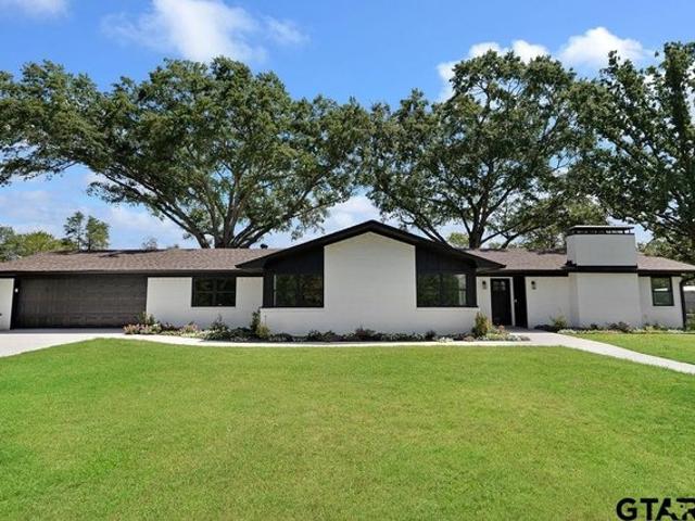 House for sale in Smith, Texas