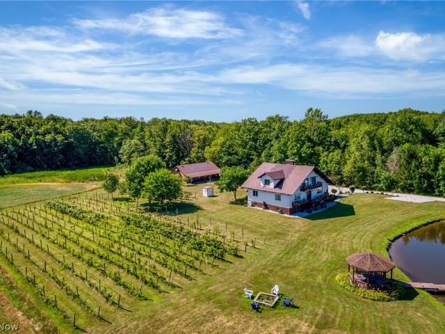 House for sale in Unionville, Ohio