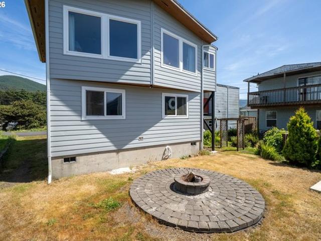 House for sale in Oregonia