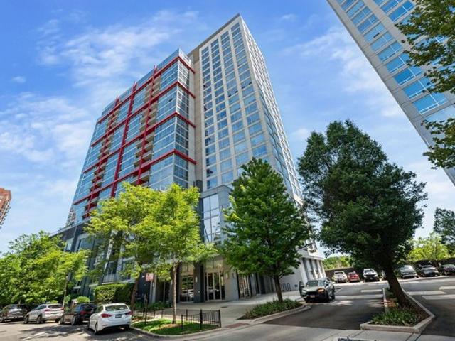 Condo for sale in Chicago Park, Illinois