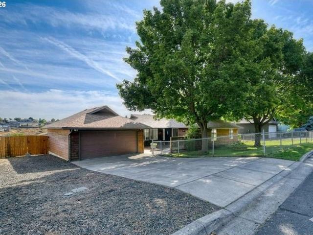 House for sale in Pendleton, Umatilla County