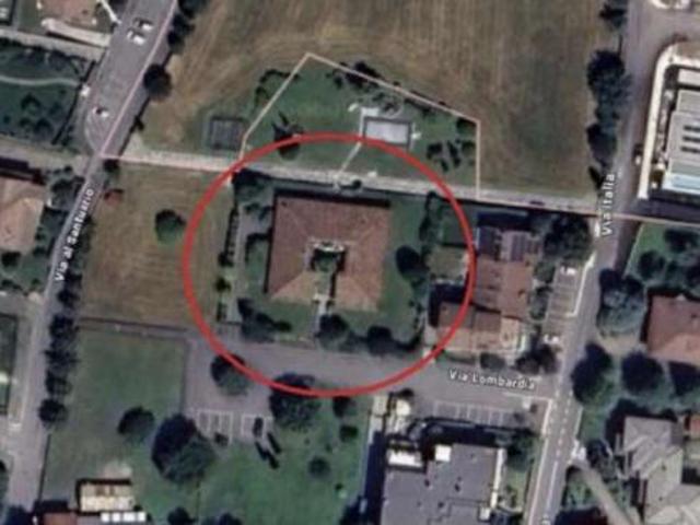 Villa Indipendente in vendita a Bolgare, Lombardia