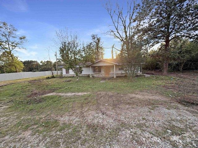 House for sale in Spurger, Texas