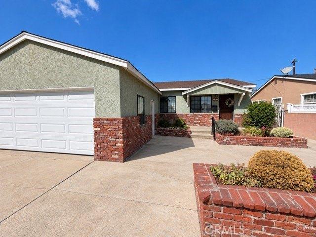 House for sale in Moneta, Torrance