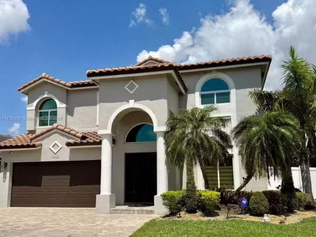 House for sale in Hollywood