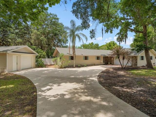 House for sale in Eustis, Florida