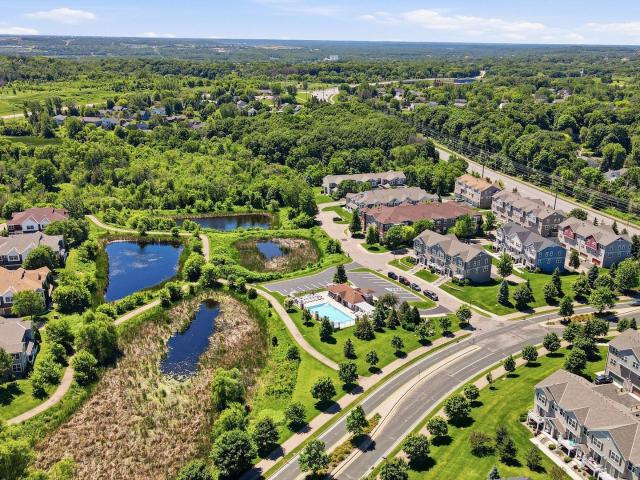 Townhouse for sale in Chanhassen, Minnesota