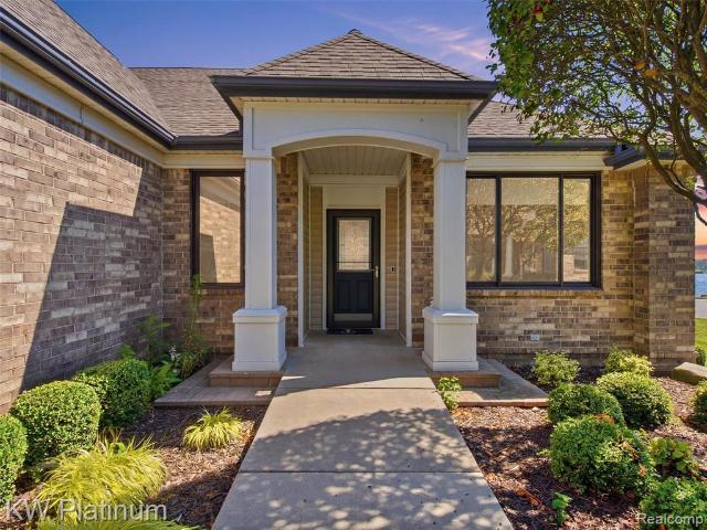 Condo for sale in Fort Gratiot, Michigan