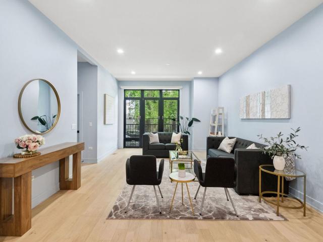 Condo for sale in Chicago Park, Illinois