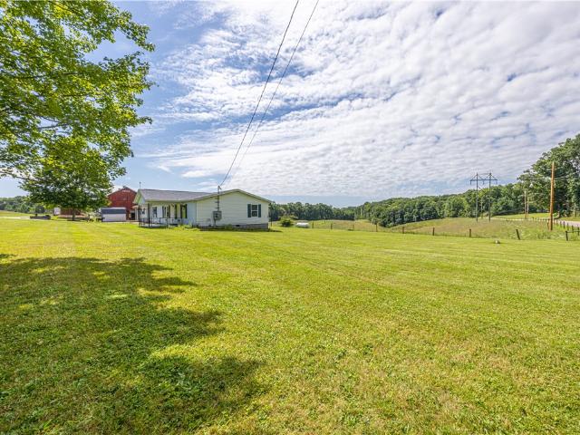 House for sale in Chalk Hill, Pennsylvania