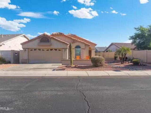 House for sale in Surprise