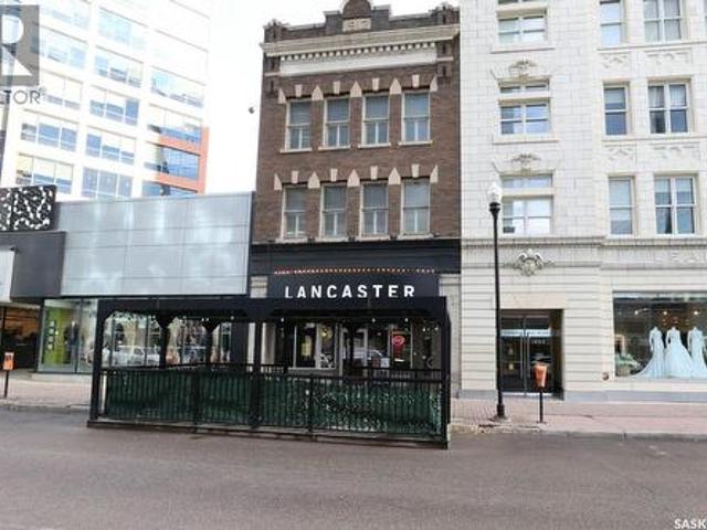 Commercial for rent in Downtown, Regina