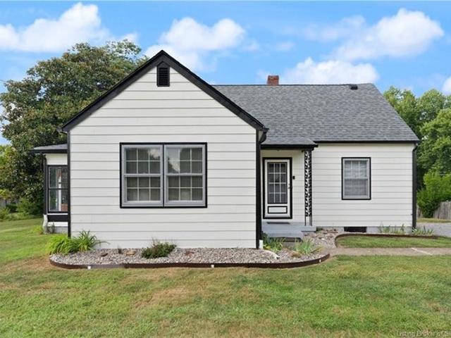 House for sale in New Albany, Indiana