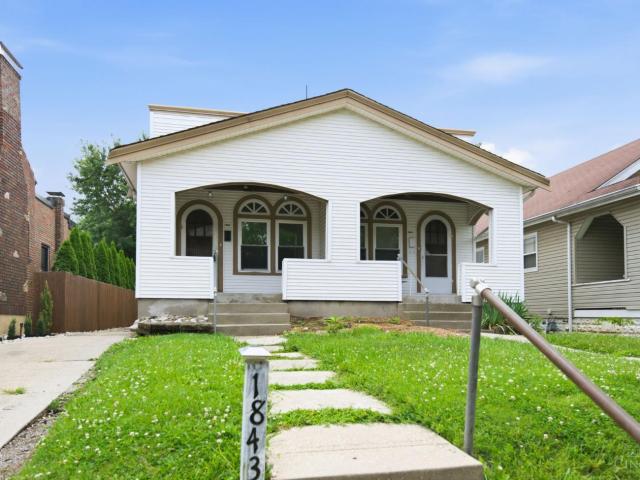 House for sale in Roselawn, Ohio