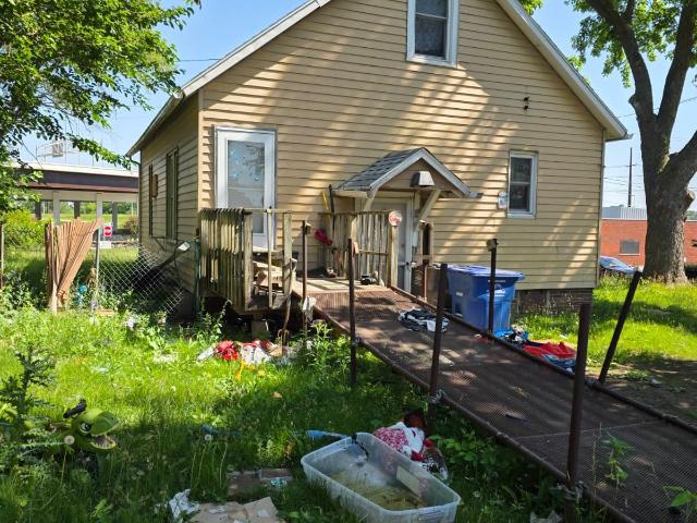 House for sale in Des Moines, Iowa