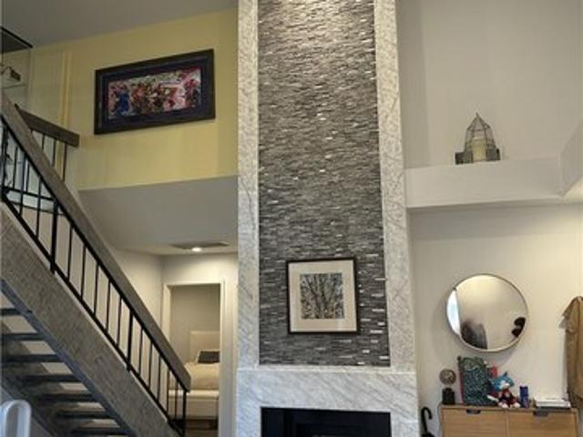 Condo for sale in Tarzana Neighborhood Council District, Canoga Park