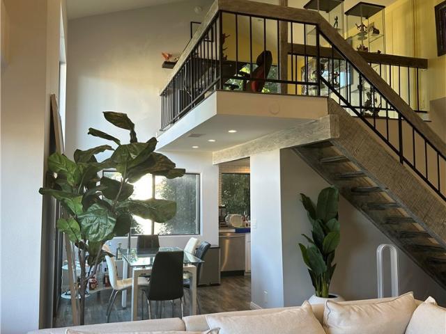 Condo for sale in Tarzana Neighborhood Council District, Canoga Park