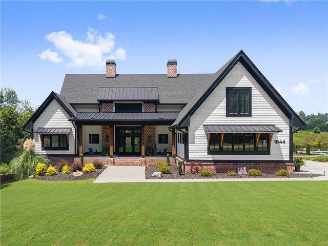 House for sale in Demorest, Georgia