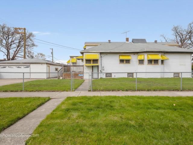 House for sale in Broadview, Illinois