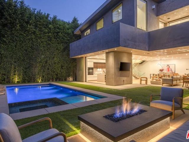 House for sale in Beverly Hills, Los Angeles County