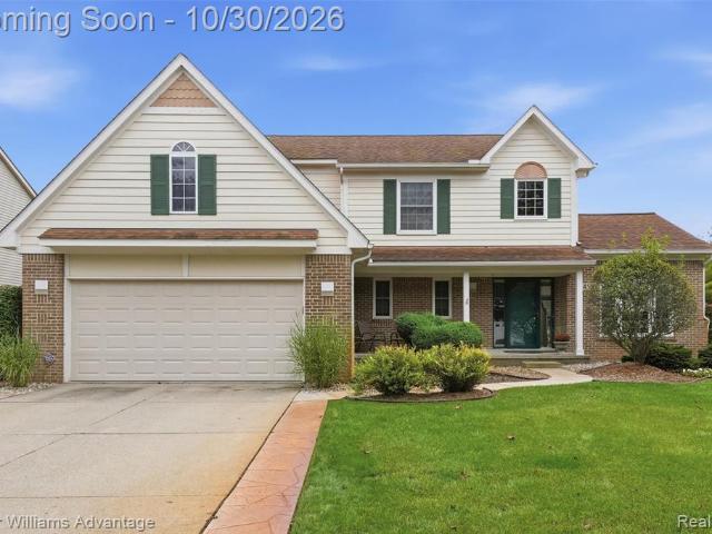 House for sale in Fox Croft Estates, Commerce Charter Township