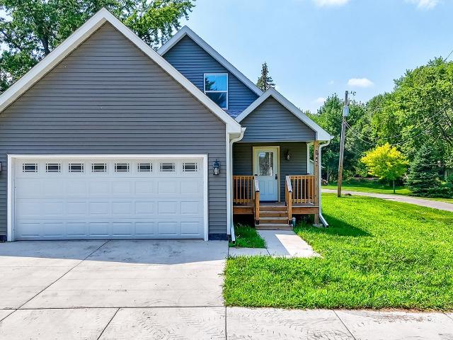 House for sale in Ottawa, Illinois