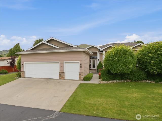House for sale in Wenatchee, Washington