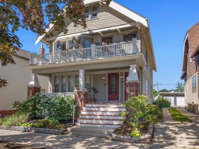 House for sale in Milwaukee, Wisconsin