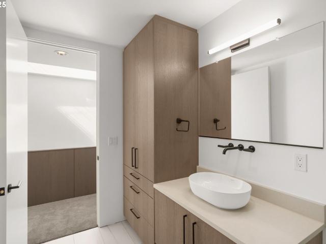Condo for sale in Oregonia