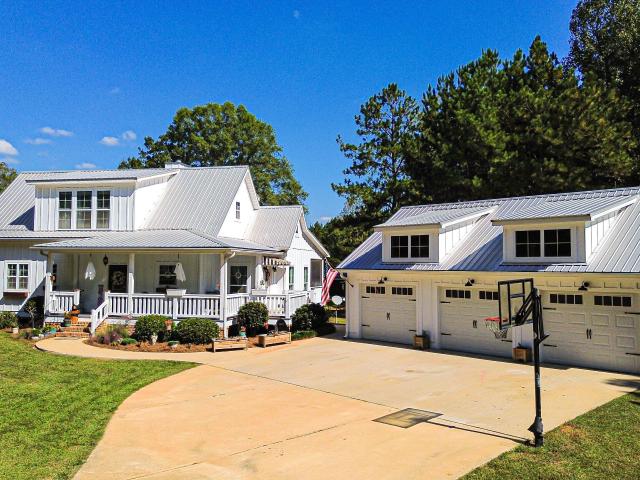 House for sale in Smiths Chapel, Concord