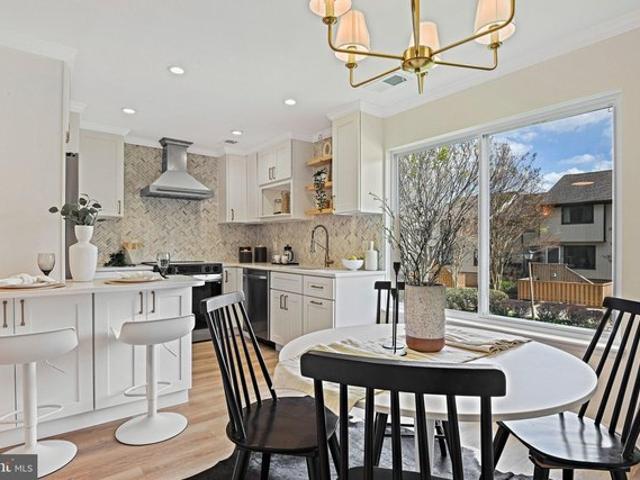 Condo for sale in Virginia