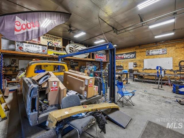 House for sale in Gooding, Idaho