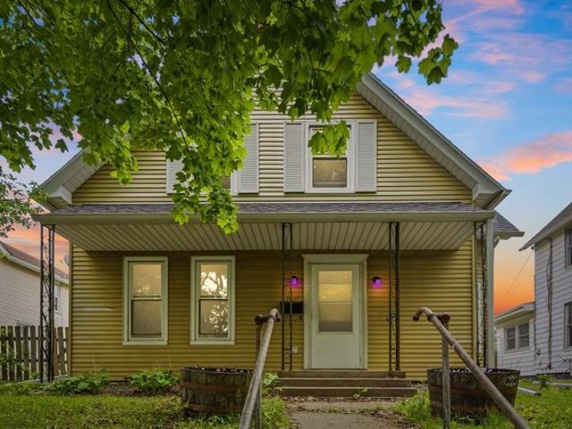 House for sale in Moline, Illinois