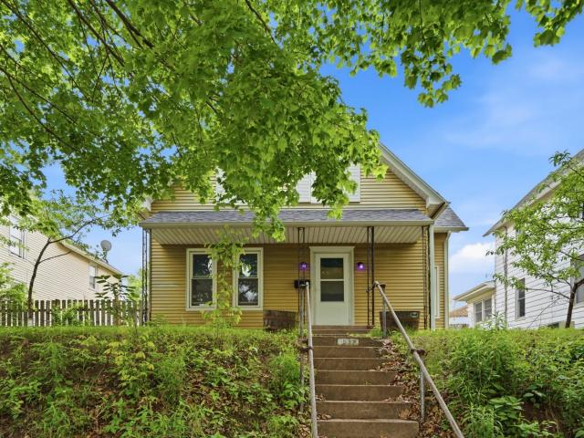 House for sale in Moline, Illinois