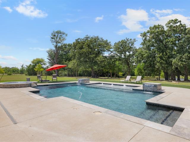 Farm for sale in Caldwell, Texas