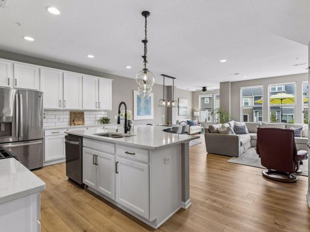 Townhouse for sale in Hennepin, Minnesota