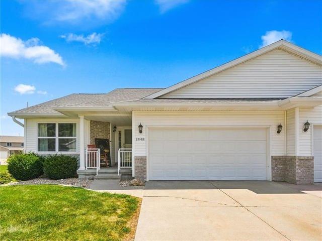 Condo for sale in Linn, Iowa
