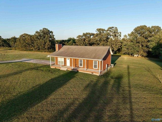 House for sale in Rainsville, DeKalb County