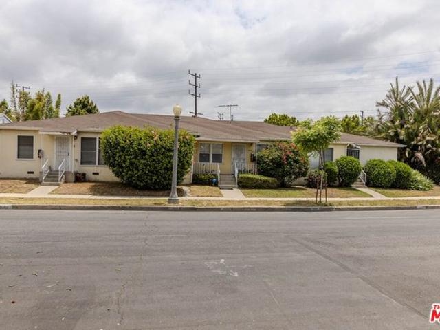 House for sale in Canoga Park, California