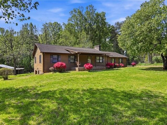 House for sale in Boonville, North Carolina